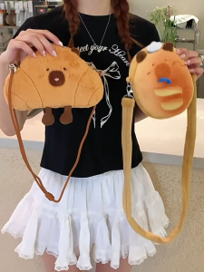 EchoBliss  กระเป๋าใส่ขนมปังคาปิบาราน่ารักแบบใหม่กระเป๋าสะพายข้างลายการ์ตูน