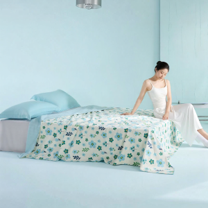 TAIHU SNOW | Silk Summer Quilt Antibacterial Washable Xinjiang Cotton