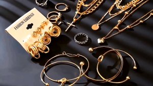 5Pcs Cincin Fashion Terbuka Geometris Emas Set / Cincin Punk Paduan / Cincin Ceruk Hip Hop Tidak Beraturan