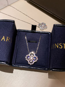 CAFFTI | Silver Diamond Four-leaf Clover Necklace