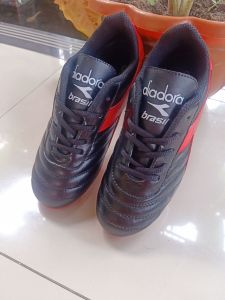 Sepatu Bola anak kulit sol udah dijahit keliling