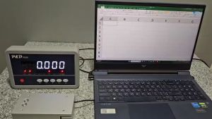 เครื่องชั่งดิจิตอล 500kg. 1000kg. 2000kg. 3000kg. แท่นชั่งขนาดใหญ่ (1.2 เมตร x 1.2 เมตร) ยี่ห้อ P&D (Model PD05)