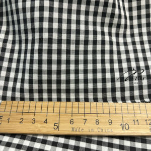 ผ้าลายสก็อตคอตตอนแท้ ผ้าฤดูร้อน เสื้อผ้าเด็ก ผ้าปูที่นอน DIY ผ้าปักสีพื้น ผ้าฝ้ายแท้ ผ้าลายสก็อตสีพื้น