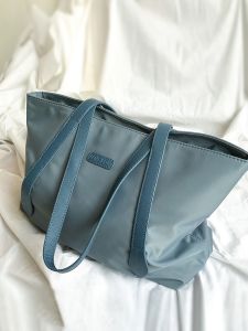 Tote Bag Women Nylon Canvas Handbag Commuter Large Capacity Shoulder Bag British Style Casual Pure Color Zipper Closure
