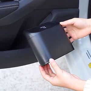 Universal Car Trash Garbage Flip Lid Dust Bin Organizer Storage Box ABS Home Office Recycling Mini Hanging Wastebasket Pressing Trash Bin Auto Interior Accessories