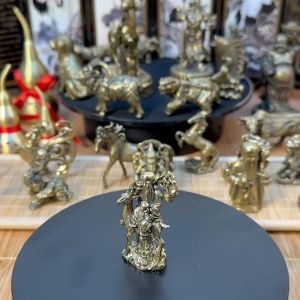 Tượng Nhỏ Phong Thủy Bằng Đồng Kiểu Dáng Hình Ông Thọ Cưỡi Hươu (Kích Thước: 5.2cm x 3.3cm)