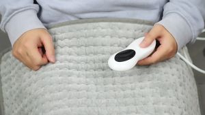 Electric Heating Pad Shoulder Waist Arm Warm Stomach Menstrual Pain Relief Massager