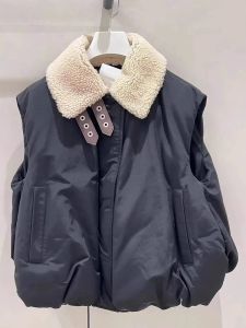 Áo Vest Lông Cừu Đen Rộng Rãi Cổ Polo Mùa Đông Thời Trang Cho Nữ Thiết Kế Ôm Sát Đa Năng Thoải Mái Mặc Đi Làm