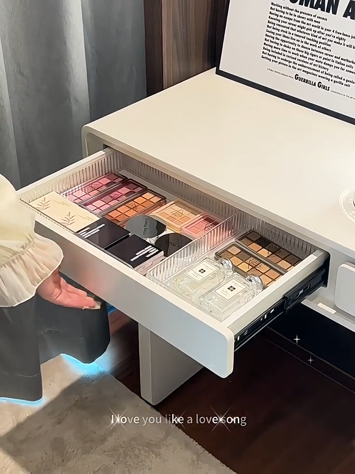 ถาดใสของใส่ กล่องจัดระเบียบโต๊ะ กล่องแบ่งช่องในลิ้นชัก 3/4/5/6/10ชิ้น กล่องอะคริลิค วางซ้อนกันได้ เหมาะสำหรับจัดระเบียบเ