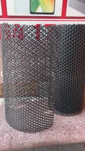 ( Khổ cao 50cm hoặc cao 1m x dài 1m ) Lưới nhựa mủ Màu Đen làm chuồng trại chăn nuôi chất lượng