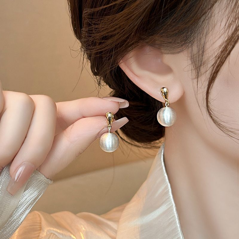 Trendy Exquisite Metal Ball Dangle Earrings for Women Simple Fashion Geometric Round Drop Earrings