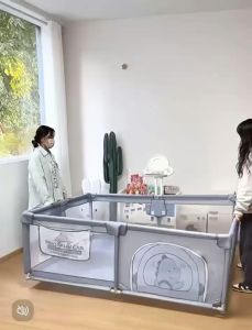 คอกกั้นเด็ก 6ฟุต คอกเด็ก สูง65 cm กั้นเด็ก คอกกั้นเด็กตาข่าย เหมาะสำหรับทารกอายุ 3-12 เดือน แถม บอลทะเล 60 ลูก แหวนจับ 2pcs