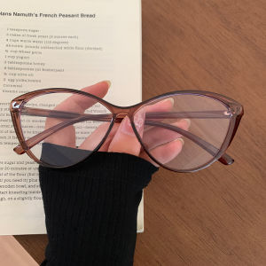 Fashionable Cat Eye Sunglasses Womens Natural Beauty Tool Retro Versatile Popular Photography Blue Light Blocking Flat Lens Frame