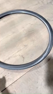 Niềng mộc cacbon 700c thắng đĩa 20lỗ căm cao 35mm inner 23mm dành cho xe đạp