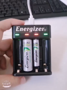 [100% Original] Energizer Rechargeable Battery AA 2450mAh AAA 900mAh High Capacity (4pcs / 8pcs Set) NiMH 1.2V Pre-Charged Accumulator with USB Smart Fast Charger for Xbox Controller Camera Flash Toy Microphone Remote (Rechargeable Baterya)