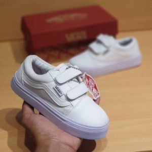Sepatu Vans28 Anak Anak Perempuan Laki Laki Putih Tanpa Tali Model Perekat Sepatu Kets Anak Terlaris