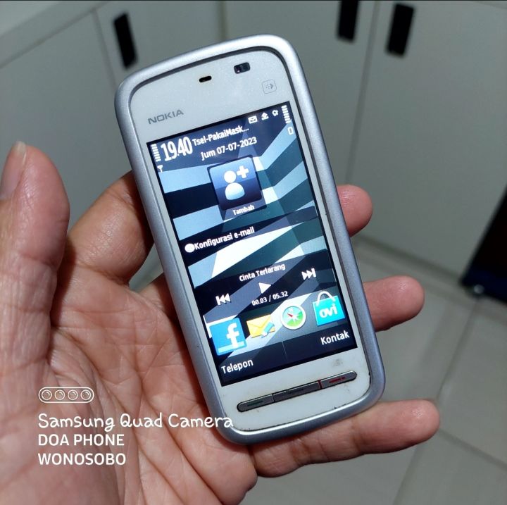 Nokia 5230 uchun jinsiy aloqa mavzusi