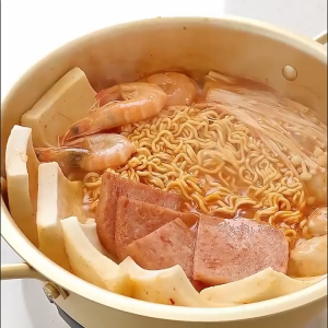 หม้อมาม่า หม้อมาม่าเกาหลี หม้อเกาหลีสีทอง หม้อเกาหลี หม้อรามยอน หม้อสองหู พร้อมฝา หม้อสแตนเลส304(สีทอง เงิน)