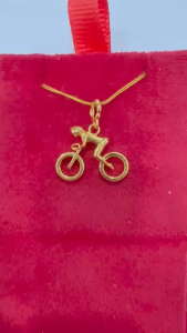 Poh Heng Jewellery 22K Ace of Cycling Pendant in Yellow Gold [Price By Weight]