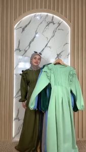 Trisa Dress Polos Elegan Shakila Premium: Bahan Premium Untuk Dress Wanita