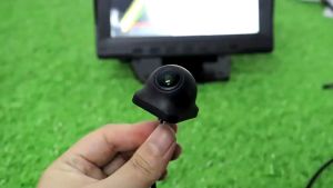 Camera Lùi Ô Tô XiCrom HQ 145 Đánh Góc Lái Theo Vạch