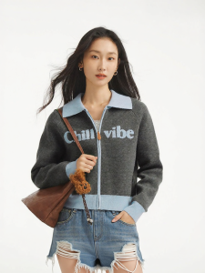 Hotwind | Retro Style Zip-Up V-Neck Womens Knitted Sweater
