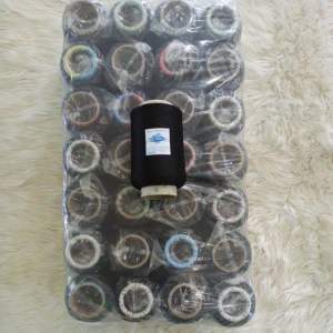 Benang Obras Polyester Hitam & Putih 500 gram Konnes Slongsong ( 1 Ball = 28 pcs )