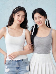 MiiOW | White Lace Bralette with Built-in Pads
