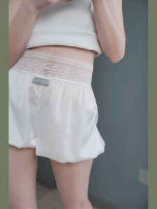 High-Waist Lace Safety Pants Lightweight Summer Womens Bottoming Trousers Anti-Light White/Black plus Size Available