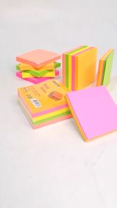 SOS Sticky Note 3x3/100 1 Warna / Stick Note/Notes Tempel