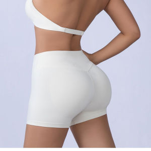 Sweat-wicking Twisted Design Bust-enhancing Sports Bra and Yoga Shorts Set