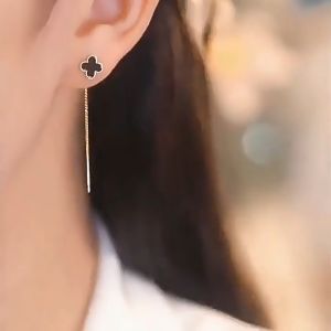 Ganten🍎Anting Rumbai Sederhana Wanita Anting Rantai Panjang Semanggi Empat Daun/Earrings COD