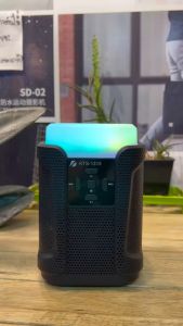 ลำโพงบูลทูธ KTS-1315 ดอก3นิ้ว รองรับAUX ลำโพงปรับเสียง/ไฟได้ แบตในตัว เสียบไมค์ได้