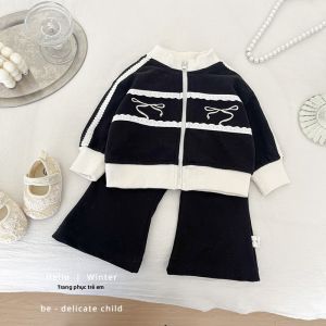 Bộ Quần Áo Trẻ Em Thời Trang
