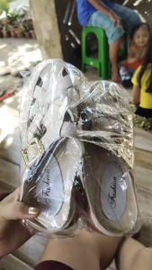 Fashionable New Women's Sandals with Colorful Soles