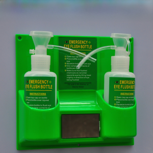 Portable Eye Wash Station English Version Wall Mount Skin Rinse Eye Wash Bottle Emergency Shower Device for Eye And Facial Protection
