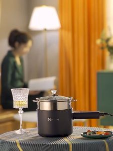 【Ready Stock In Malaysia】Multifunctions Electric Cooker 1.8L Capacity Fast Heating 450W Electric Cooking Pot Desktop Mini Hot Pot Portable Skillet