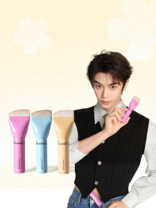 AMORTALS | Flat-headed No Residue Foundation Brush