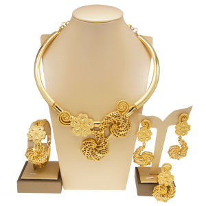 Dubai Ladies Gold Color Jewelry Set High-Quality Wedding Banquet Dress Accessories with Necklace Bracelet Earrings Ring Trendy