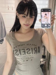 Áo Thun Tay Ngắn Cổ Vuông Thường Ngày Mùa Hè Cho Nữ Dáng Ôm in Chữ Phong Cách Mỹ Cổ Điển Đa Năng Mặc Đi Làm