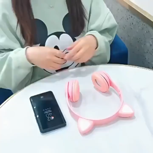 Headphone Bluetooth Wireless LED Cat Ears – Headset Bando Kucing Lucu
