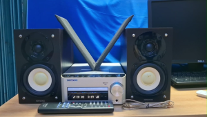 Dàn âm thanh Kenwood K531 hoạt động full chức năng CD USB BLUETOOTH AUX giải mã quang in/out  hình thức đẹp  nguyên zin hàng ship từ nhật.