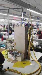 ali9 เสื้อแจ็กเก็ตลายดอกไม้หัวเสือสำหรับผู้ชายเสื้อแจ็คเก็ตผู้ชายมีฮู้ดสีดำแบบบางไซส์ใหญ่เทรนด์ใหม่ฤดูใบไม้ผลิ