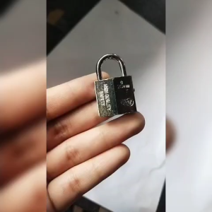 GEMBOK SS 20MM STAINLESS NIKEL KUNCI GEPENG BAWAH LEHER PENDEK KOTAK GRP