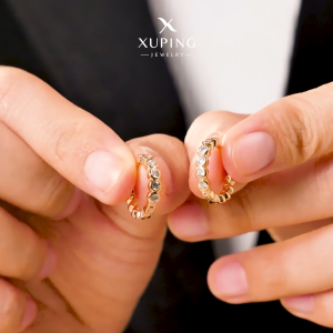 Xuping Anting Clip Motif Baris Zircon Mas Cantik