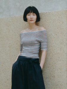 edition | Off-Shoulder Stripe Knit Top