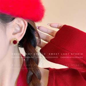 Hoa Tai Nhung Đỏ Rượu Vang Thanh Lịch Phong Cách Cung Đình Thời Trang Mới Cho Nữ Trang Sức Thời Trang Hợp Kim Vàng Bạc