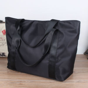 Casual Large Capacity Shopping Bag Mens Womens Handbag Fashion Simple Trendy Handbag Oxford Cloth Zipper Closure Solid Color