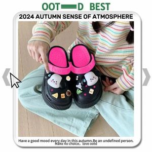Qkkshop สุดปัง รองเท้าแตะหัวโตแฟชั่น สีใหม่สุดฮิต ติดการ์ตูนน่ารักฉ่ำาา รุ่นนี้พื้นนิ่มเบาใส่สบาย มีรูระบายอากาศ ไม่อับเท้า ทำความสะอาดง่ายมาก กดเลยย