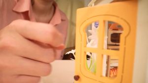 ร้านกล่องอาหาร Robotime Rolife บ้านตุ๊กตาจิ๋ว DIY ชุดสร้างบ้านจิ๋ว ชุดสร้างบ้าน Diorama พร้อมห้อง LED